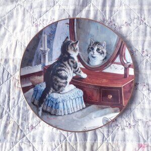 Vintage Collectible Porcelain Kitty Cat Plate